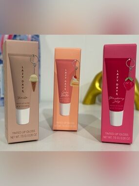 Lazy Days Tinted Lip Gloss with Charm